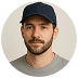 Mann mit Basecap